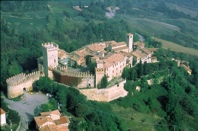 Castello di Vigoleno